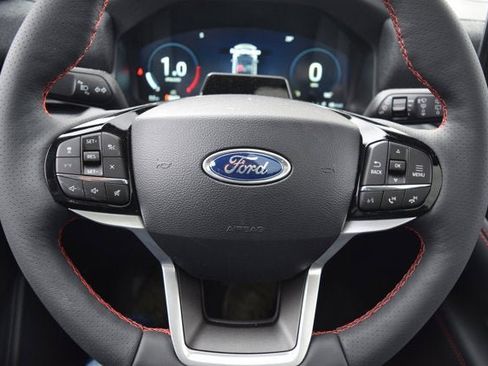 New 2026 Ford Explorer ST-Line w/ ST-Line Street Pack image 9