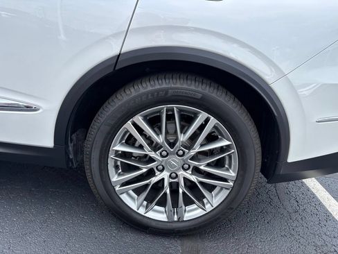 Used 2023 Acura MDX w/ Advance Package AWD/4WD image 11