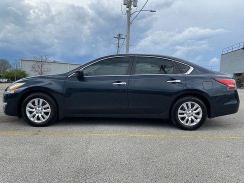 Used 2015 Nissan Altima 2.5 S w/ Power Driver Seat Package image 5