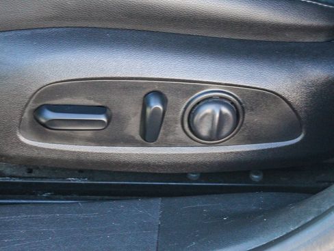 Used 2018 Chevrolet Malibu LT w/ Leather Package image 22