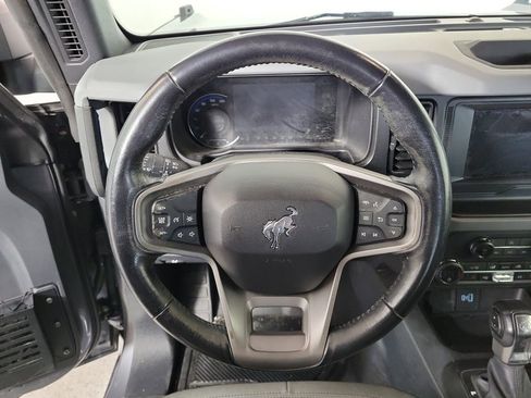 Used 2023 Ford Bronco Black Diamond image 14