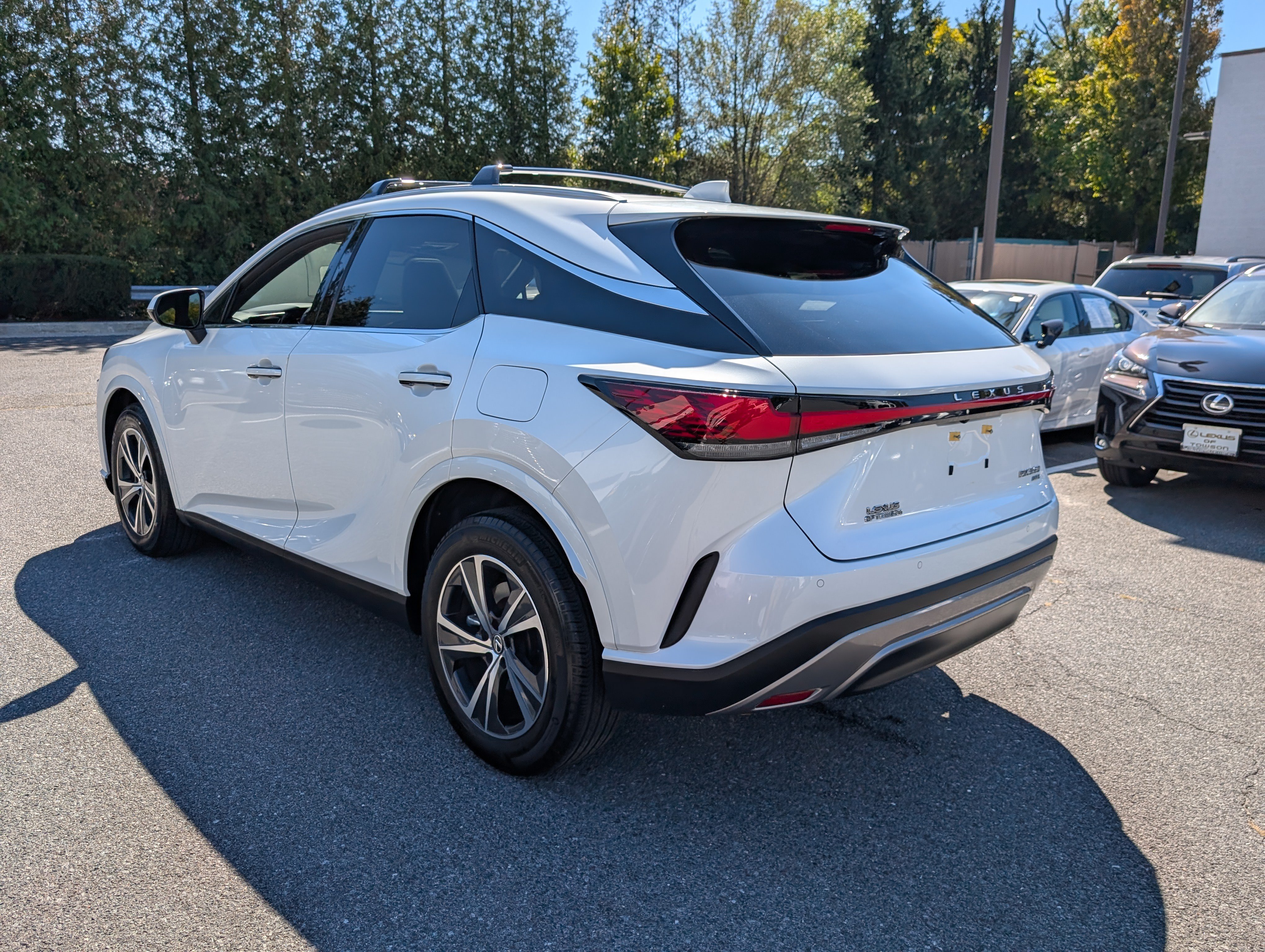 Used 2025 Lexus RX 350 Premium w/ Convenience Package AWD/4WD image 5