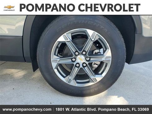 New 2025 Chevrolet Blazer LT w/ Driver Confidence Package FWD image 5