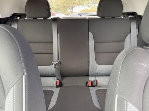 Used 2025 Chevrolet TrailBlazer LT image 38