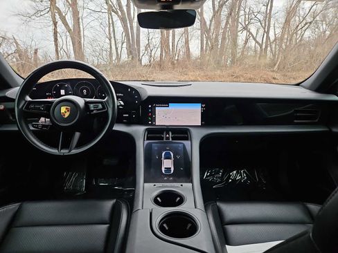 Certified 2021 Porsche Taycan 4S image 33