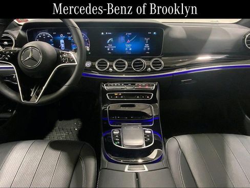 Used 2023 Mercedes-Benz E 350 4MATIC Sedan image 15