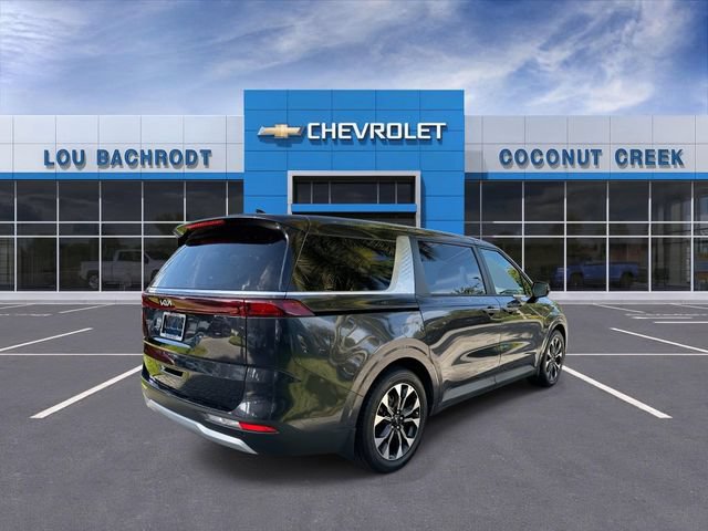 Used 2023 Kia Carnival EX w/ Paint Protection Package FWD image 8