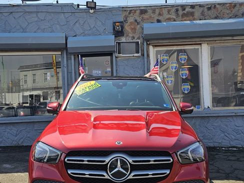 Used 2021 Mercedes-Benz GLE 350 4MATIC w/ Premium Package image 1