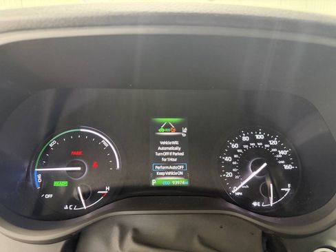 Used 2024 Toyota Sienna XLE AWD/4WD image 16