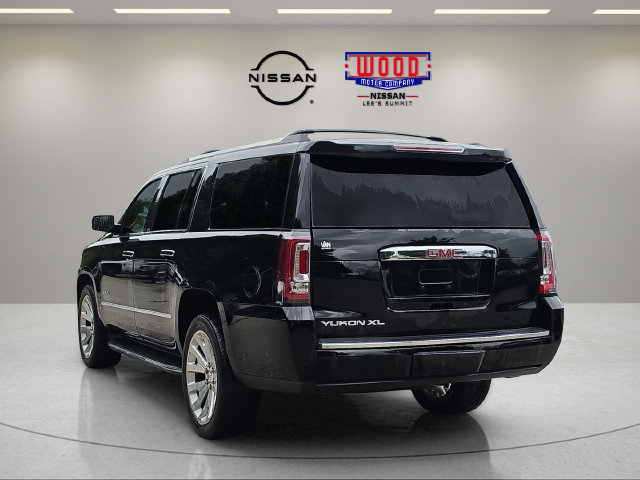 Used 2017 GMC Yukon XL Denali w/ Open Road Package AWD/4WD image 4