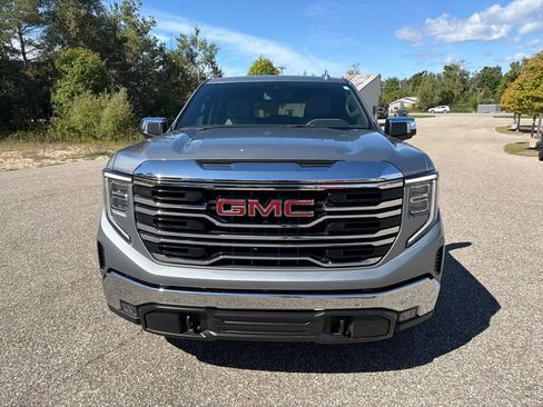 Used 2024 GMC Sierra 1500 SLT w/ LPO, GMC Protection Package AWD/4WD image 11