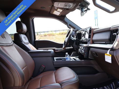 New 2026 Ford F350 King Ranch w/ FX4 Off-Road Package AWD/4WD image 9