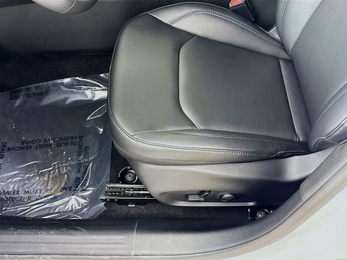 New 2026 Jeep Compass Limited image 18