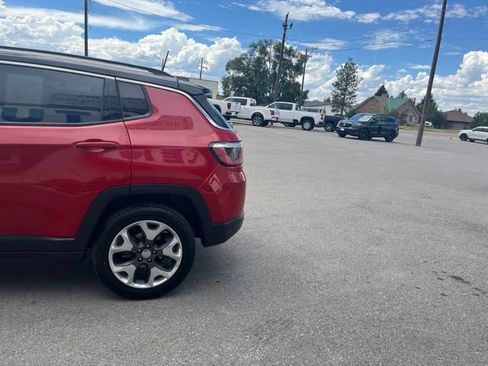 Used 2019 Jeep Compass Limited AWD/4WD image 11