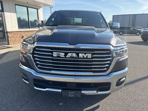Used 2025 RAM 1500 Laramie image 10