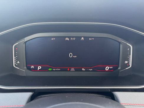 Used 2025 Volkswagen Jetta GLI Autobahn FWD image 25