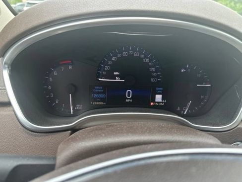 Used 2015 Cadillac SRX Luxury w/ Driver Awareness Package AWD/4WD image 6