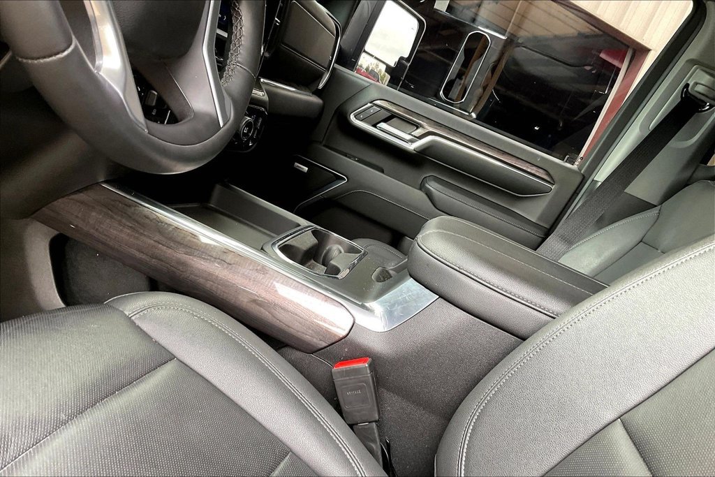 Used 2024 Chevrolet Silverado 2500 LTZ w/ LTZ Plus Package AWD/4WD image 17
