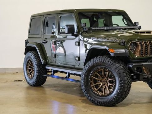 Used 2024 Jeep Wrangler Unlimited Rubicon 392 image 35