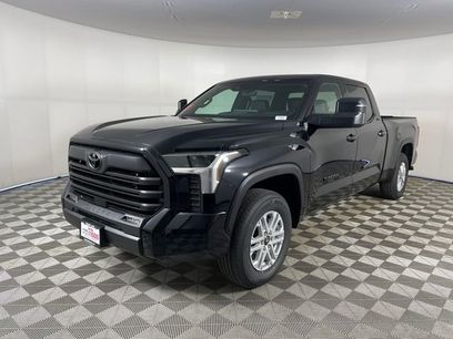 New 2026 Toyota Tundra SR5 w/ SR5 Premium Package