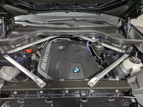 Used 2024 BMW X5 xDrive40i w/ M Sport Package image 48