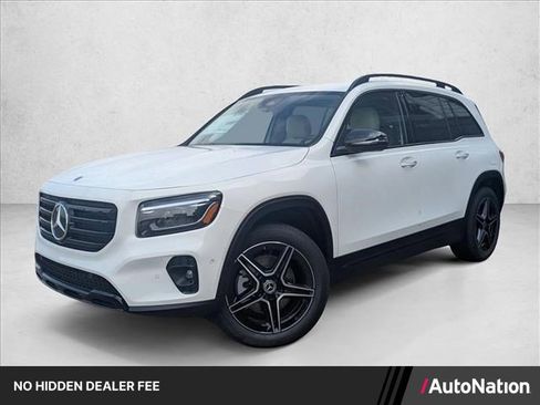 Used 2026 Mercedes-Benz GLB 250 image 1