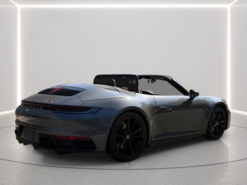 Used 2020 Porsche 911 Carrera RWD image 10