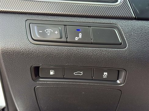 Used 2016 Hyundai Sonata Sport w/ Option Group 02 image 12