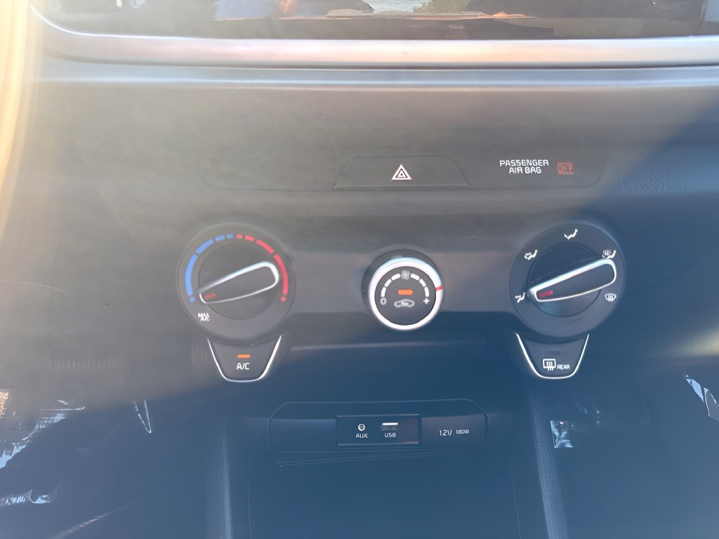 Used 2019 Kia Rio S FWD image 17