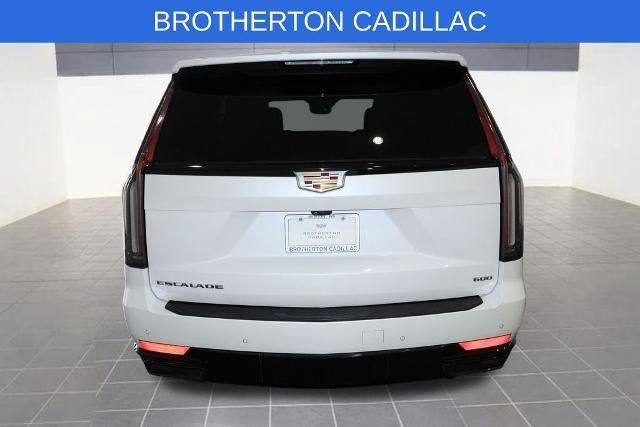 Used 2021 Cadillac Escalade Sport w/ Driver Assist Tech Package AWD/4WD image 4