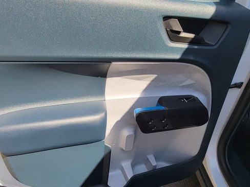 New 2026 Ford Maverick XLT FWD image 10