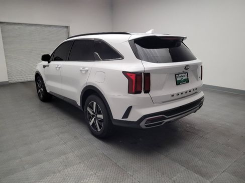 Used 2021 Kia Sorento S FWD image 5