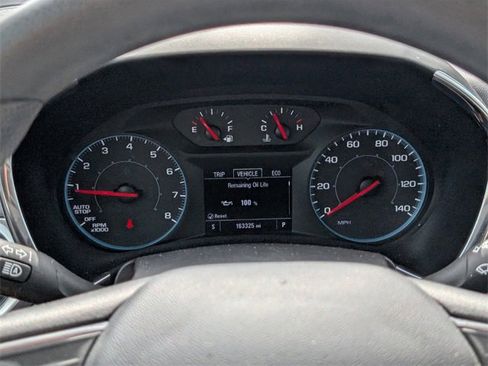 Used 2021 Chevrolet Equinox LS image 20