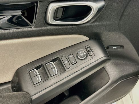 Used 2023 Honda Civic EX image 15