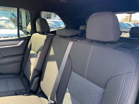 New 2026 GMC Acadia Elevation FWD image 11