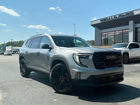 New 2026 GMC Acadia Elevation w/ Black Edition FWD image 2