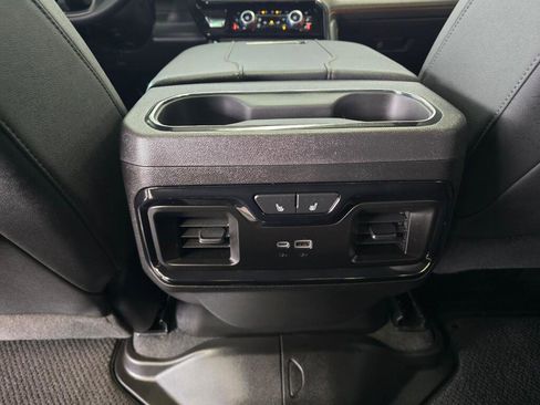 Used 2024 GMC Sierra 2500 AT4 w/ AT4 Premium Plus Package image 38