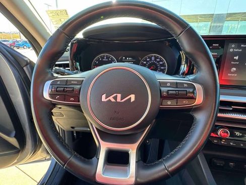 Used 2022 Kia K5 LXS AWD/4WD image 29
