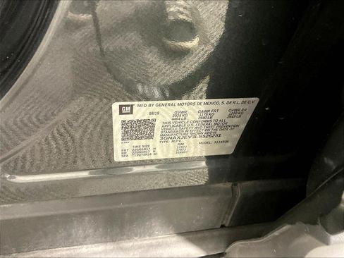 Used 2020 Chevrolet Equinox LT w/ Driver Convenience Package FWD image 19