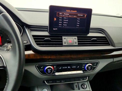 Used 2019 Audi Q5 2.0T Premium image 18