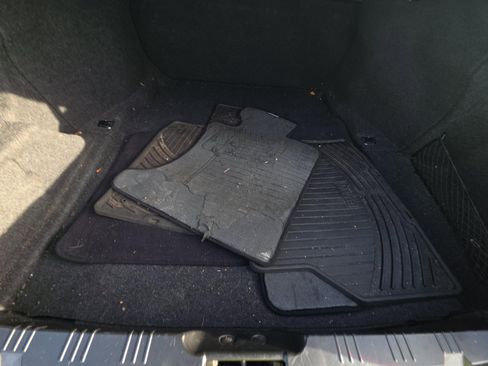 Used 2010 BMW 528i xDrive Sedan w/ Premium Pkg image 18