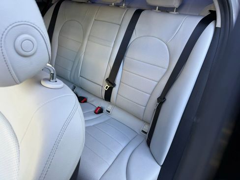 Used 2017 Mercedes-Benz C 300 Sedan image 14