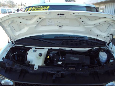 Used 2012 Chevrolet Express 1500 AWD image 24