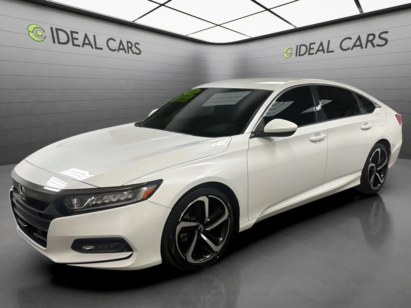Used 2018 Honda Accord Sport image 1