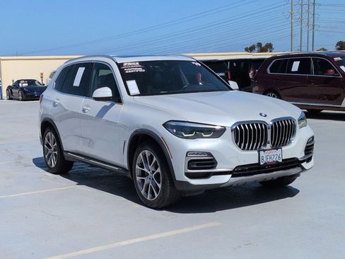 Used 2019 BMW X5 xDrive40i w/ Convenience Package AWD/4WD image 3