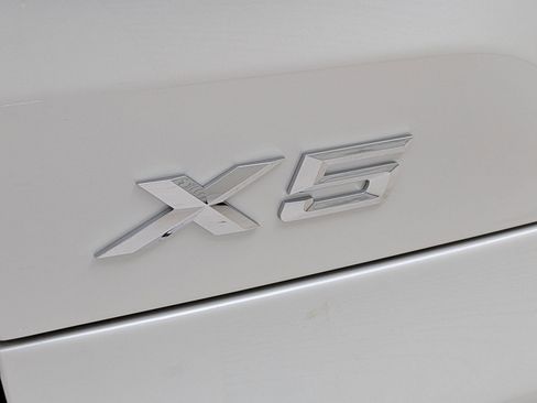 Used 2026 BMW X5 sDrive40i w/ Parking Assistance Package image 10