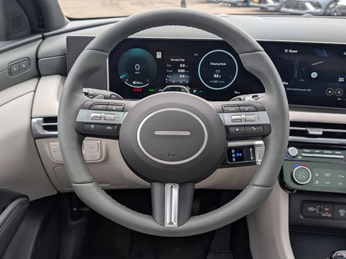 New 2026 Hyundai Tucson Limited image 11