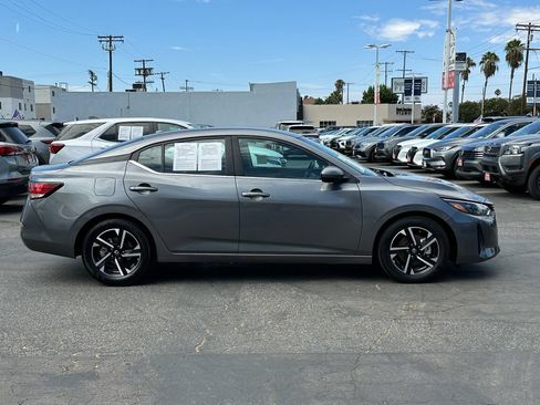 Used 2024 Nissan Sentra SV FWD image 9