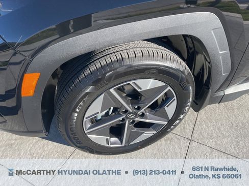 Certified 2025 Hyundai Tucson SEL image 17