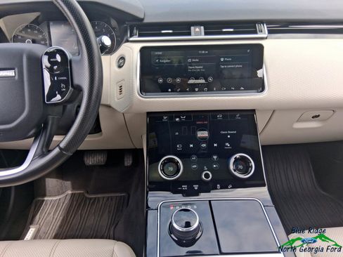 Used 2020 Land Rover Range Rover Velar S image 17